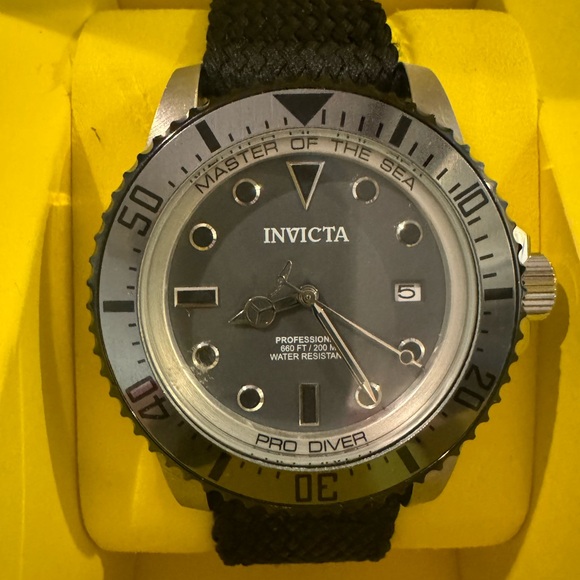 Invicta Pro Diver 44mm Black strap Automatic Watch RARE* NWT!! 600ft/200m - Picture 2 of 9